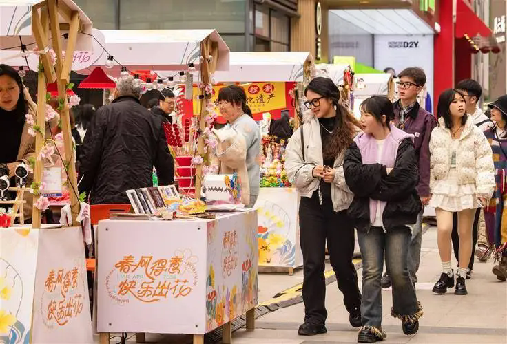 進一步激發(fā)消費活力 以舊換新受歡迎 汽車家電熱度高